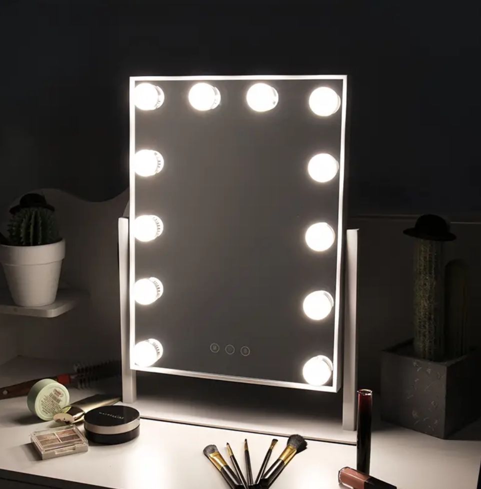 Hollywood Desktop Lighted Beauty Mirror Square Makeup Mirror With Led 12 Light Bulb