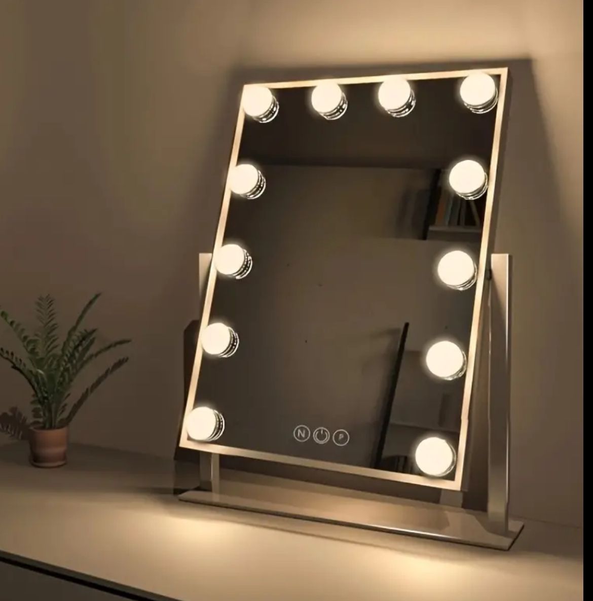 Hollywood Desktop Lighted Beauty Mirror Square Makeup Mirror With Led 12 Light Bulb